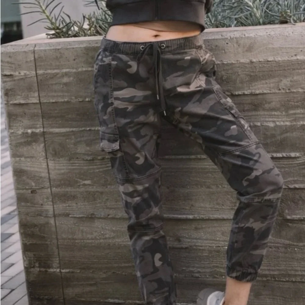Rewash Camouflage Utility Joggers Pants Women’s Size Medium - Picture 8 of 8
